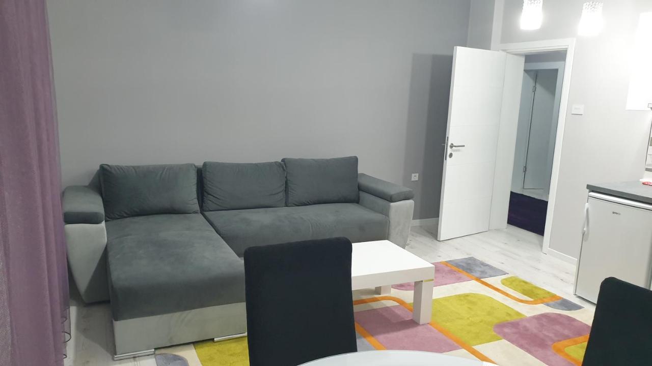 Apartman Sweet Dreams 2 Aparthotel Ni Buitenkant foto